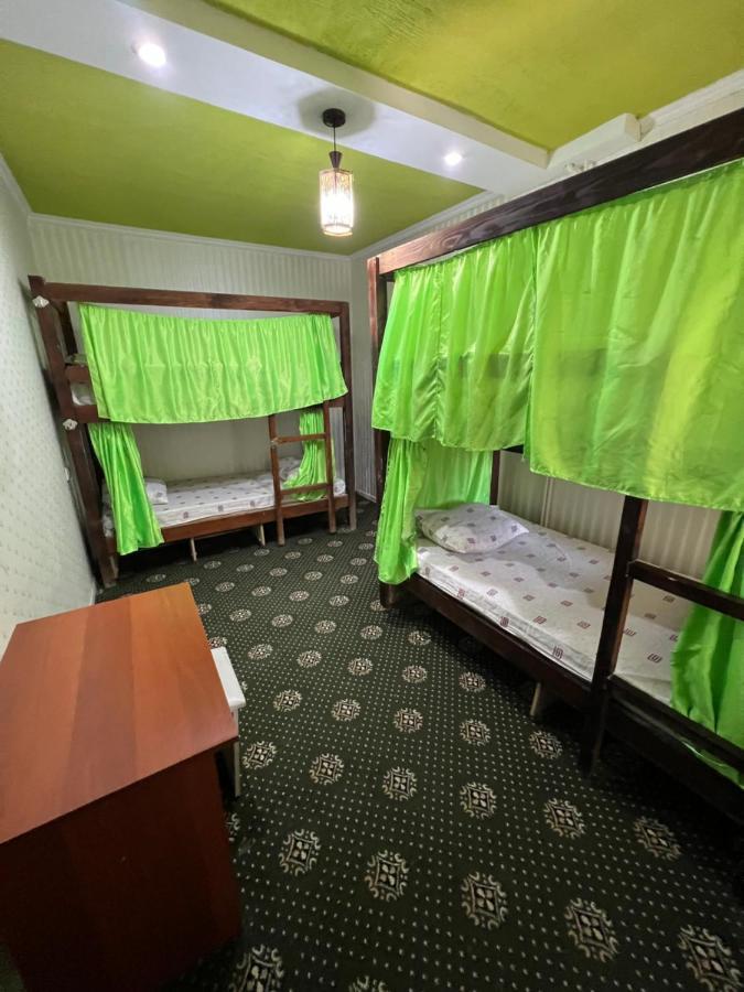 Anisa- Hostel Dushanbe Esterno foto
